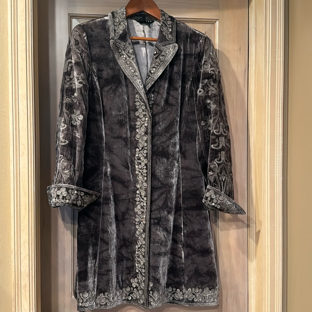 Gorgeous Spanner Taupe Enbroidered Velvet Coat